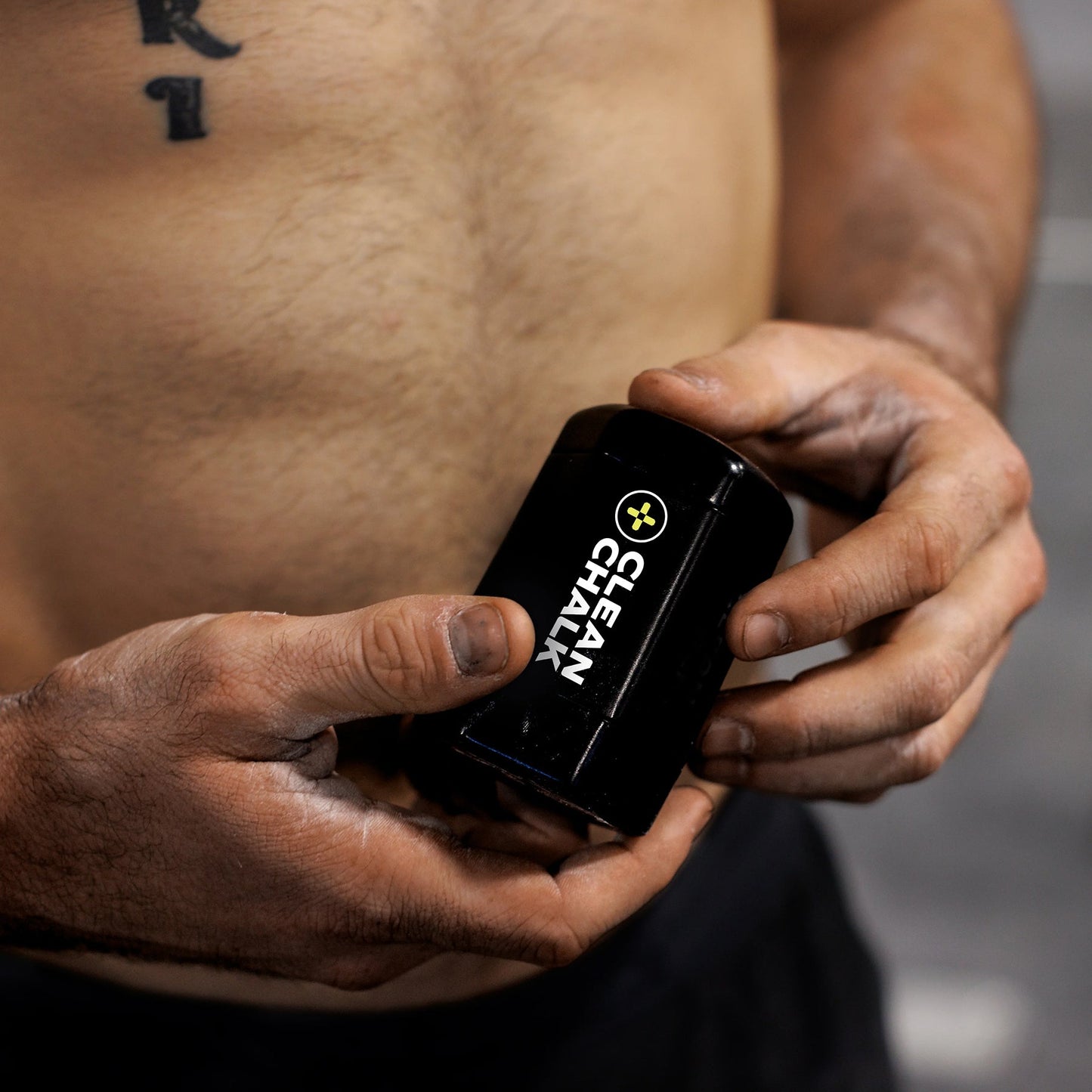 Clean Chalk Pod: Precision Chalk, Minus the Gym Bag Mess.
